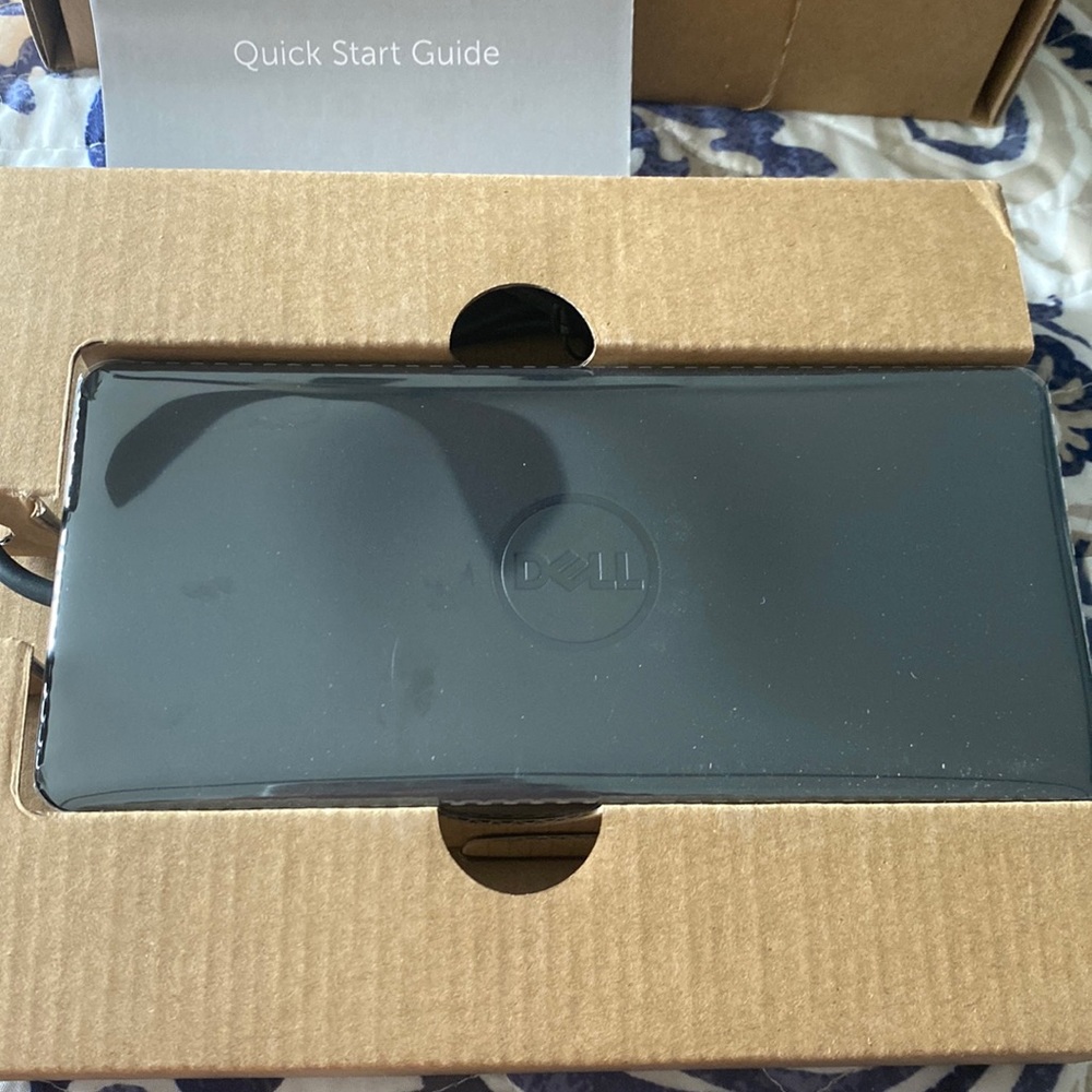 New on box Dell Universal Dock D6000S